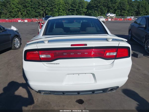 2014 DODGE CHARGER SE — I119