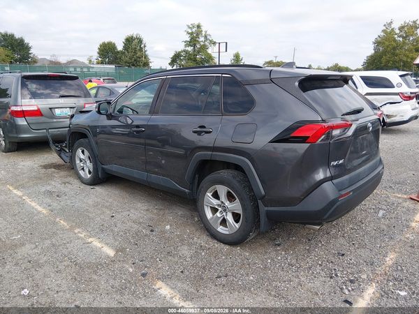 2019 TOYOTA RAV4 XLE — I3