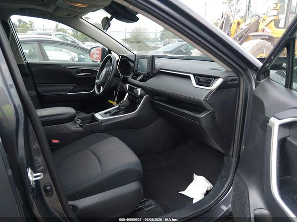 2019 TOYOTA RAV4 XLE — I5
