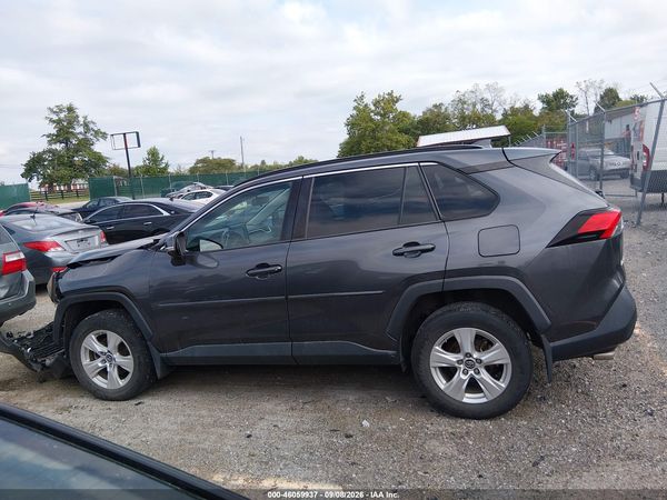 2019 TOYOTA RAV4 XLE — I117