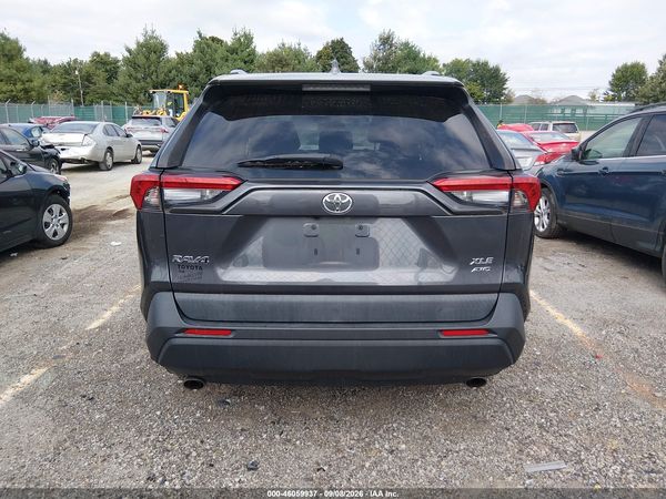 2019 TOYOTA RAV4 XLE — I119