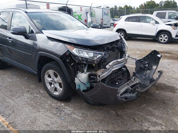 2019 TOYOTA RAV4 XLE — I152