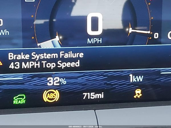 2027 CHEVROLET BOLT LT FWD — I118