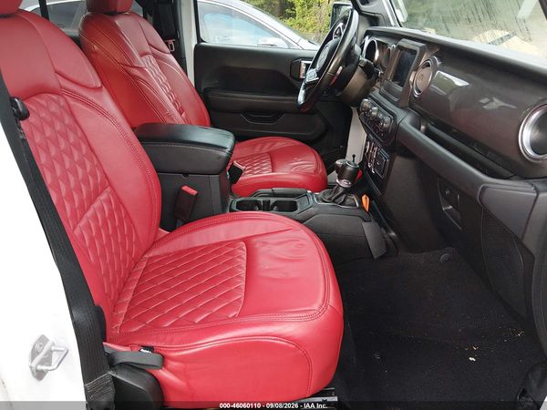 2019 JEEP WRANGLER UNLIMITED SAHARA 4X4 — I5