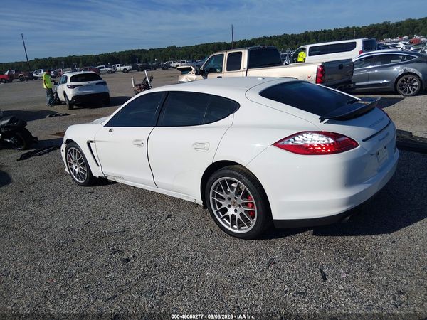 2013 PORSCHE PANAMERA GTS — I3