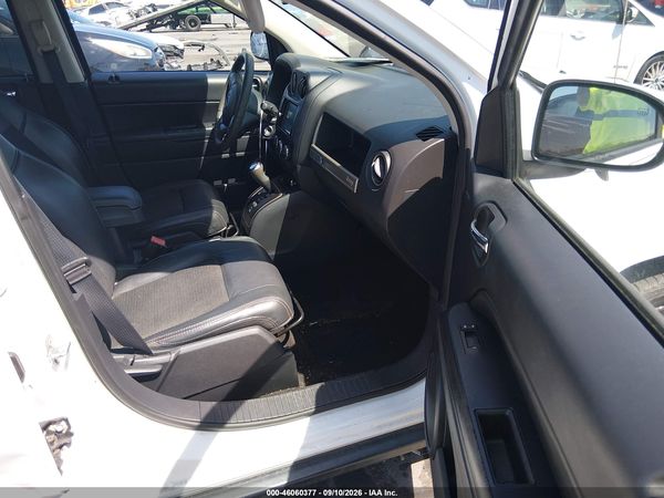 2016 JEEP COMPASS 75TH ANNIVERSARY — I5