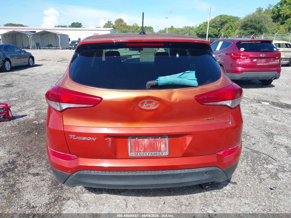 2017 HYUNDAI TUCSON SE — I119