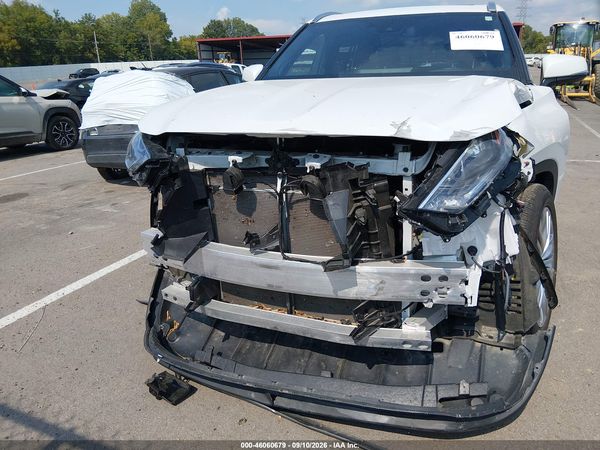 2024 TOYOTA HIGHLANDER PLATINUM — I115