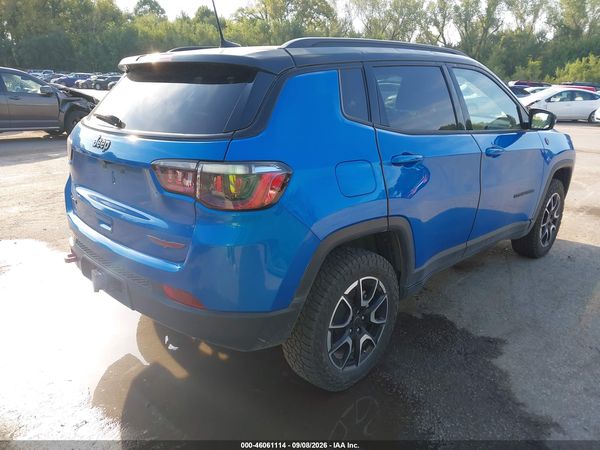 2025 JEEP COMPASS TRAILHAWK 4X4 — I4