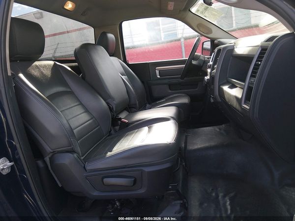 2018 RAM 1500 TRADESMAN  4X2 8' BOX — I5