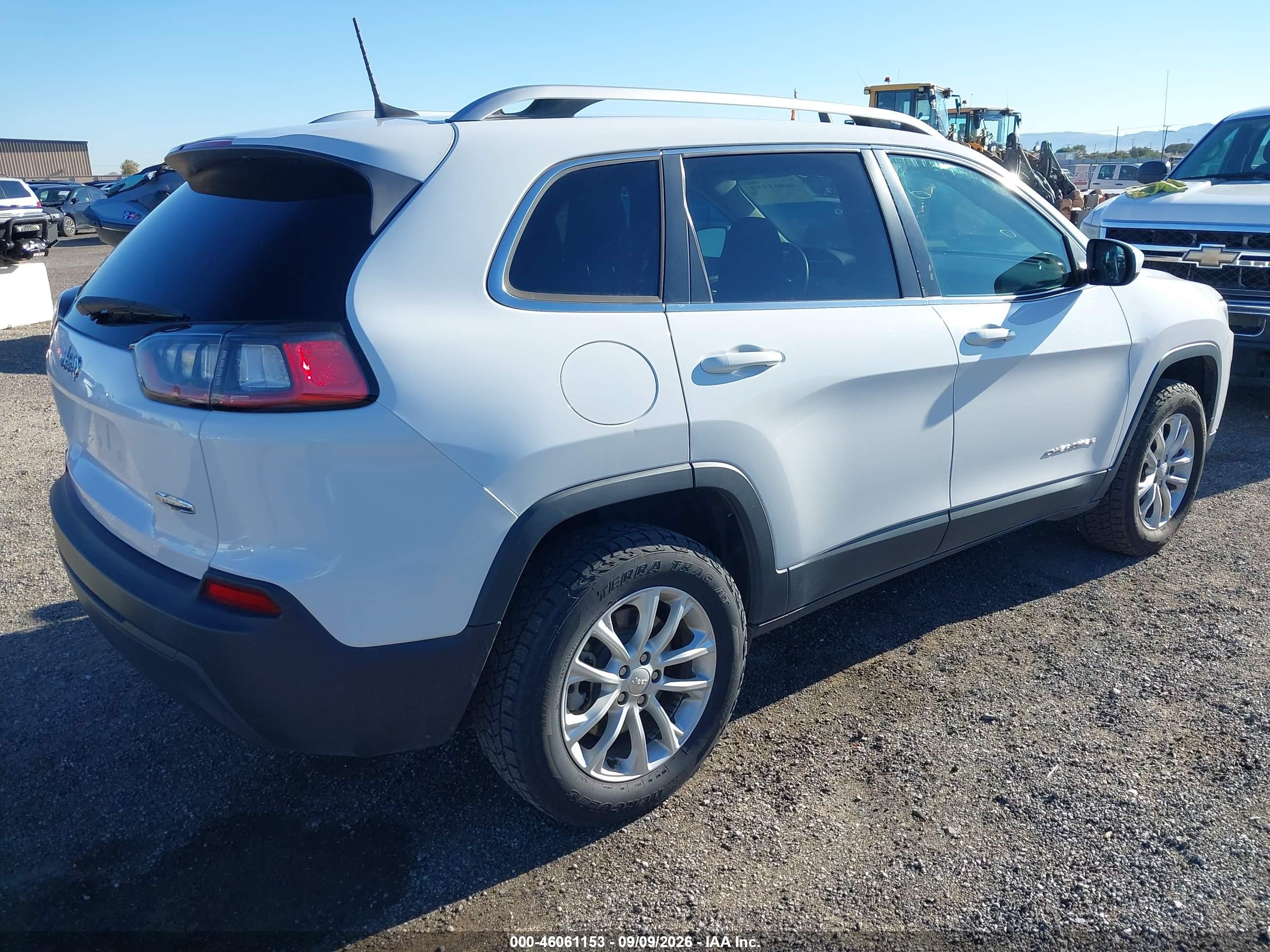 2019 JEEP CHEROKEE LATITUDE 4X4 — I4
