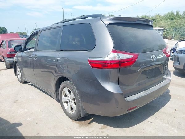 2019 TOYOTA SIENNA LE 8 PASSENGER — I3