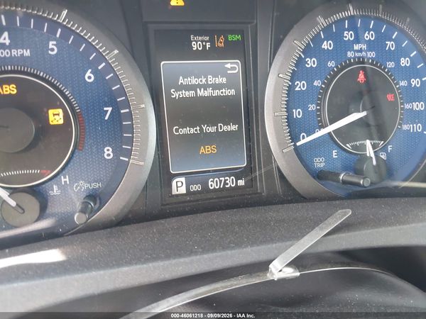 2019 TOYOTA SIENNA LE 8 PASSENGER — I118