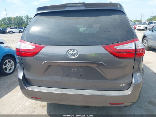 2019 TOYOTA SIENNA LE 8 PASSENGER — I119