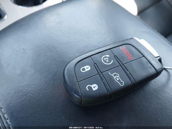 2016 JEEP GRAND CHEROKEE OVERLAND — I11