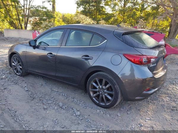 2018 MAZDA MAZDA3 TOURING — I3