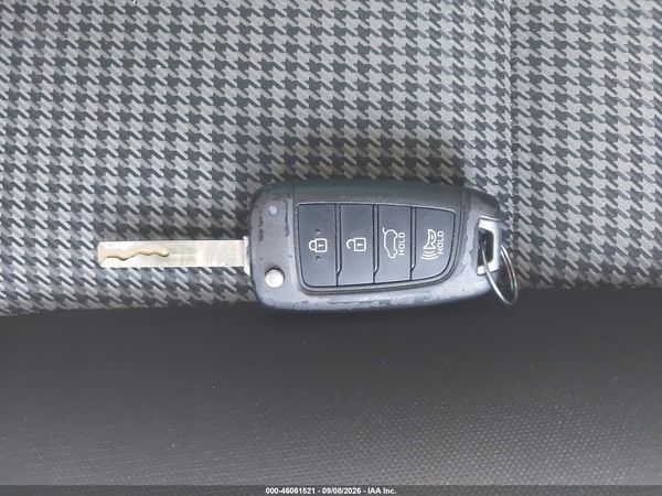 2020 HYUNDAI KONA SE — I11