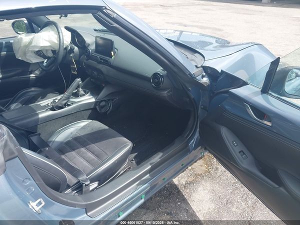 2020 MAZDA MX-5 MIATA RF CLUB — I5