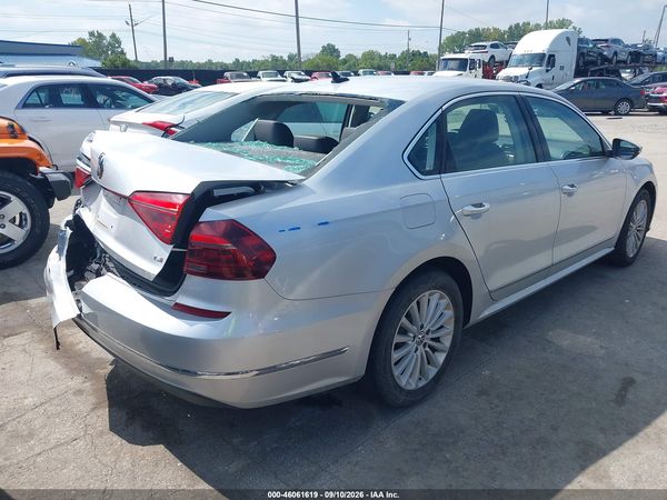 2017 VOLKSWAGEN PASSAT 1.8T SE — I4