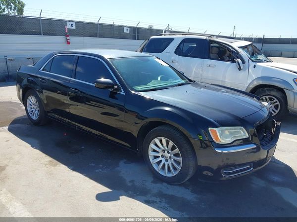 2014 CHRYSLER 300 — I1