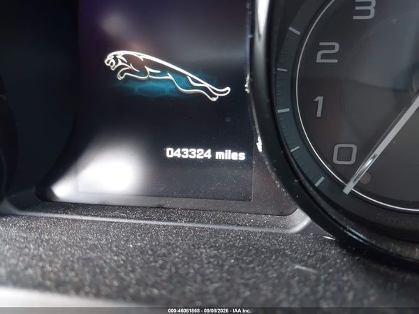 2014 JAGUAR F-TYPE V8 S
