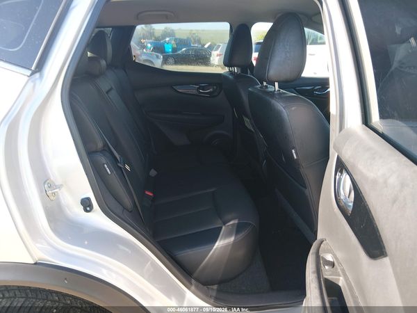 2022 NISSAN ROGUE SPORT SL AWD XTRONIC CVT — I8