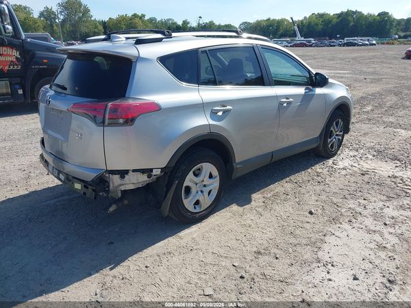 2016 TOYOTA RAV4 LE — I4