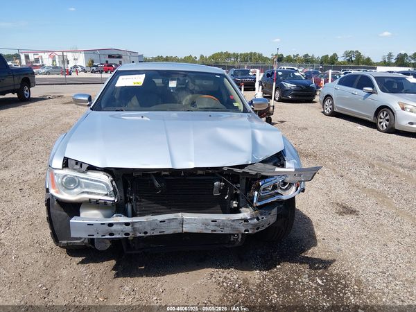 2012 CHRYSLER 300 LIMITED — I115
