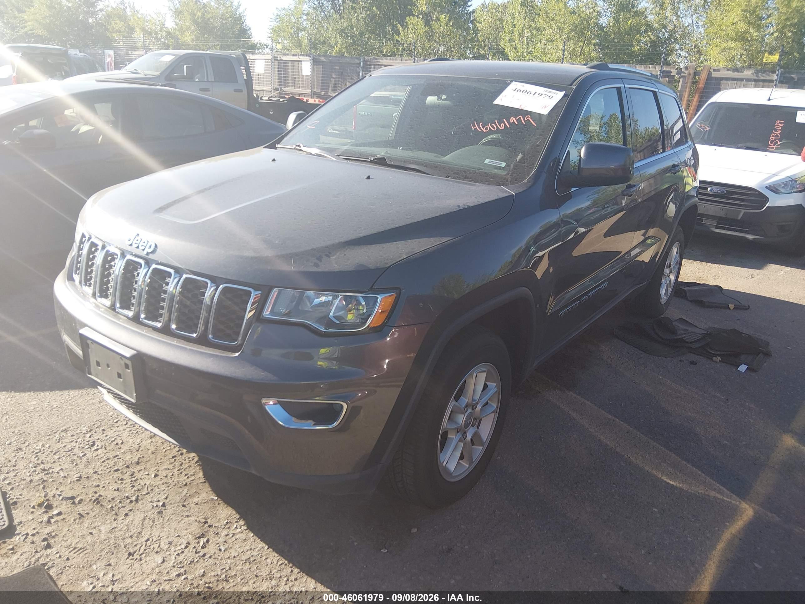 2020 JEEP GRAND CHEROKEE LAREDO E 4X2 — I2
