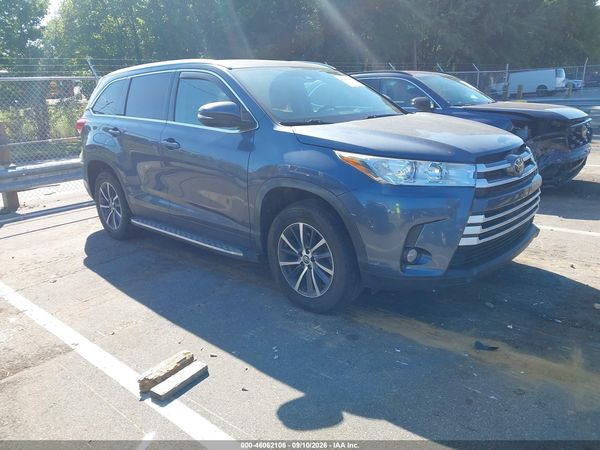 2019 TOYOTA HIGHLANDER XLE — I1