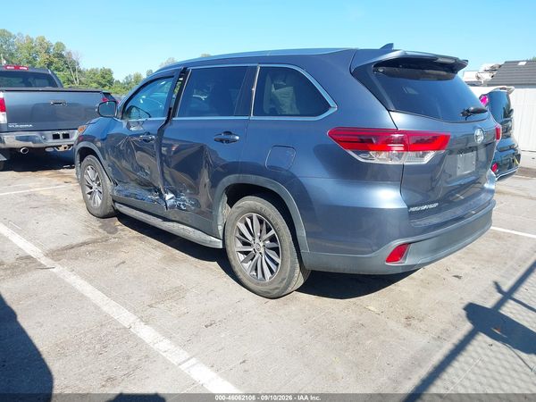 2019 TOYOTA HIGHLANDER XLE — I3