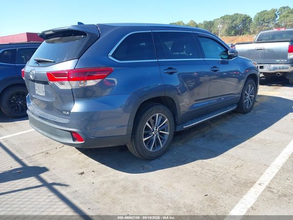 2019 TOYOTA HIGHLANDER XLE — I4