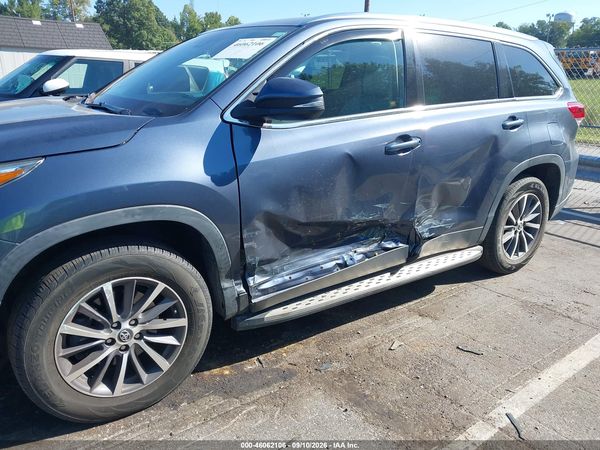 2019 TOYOTA HIGHLANDER XLE — I6