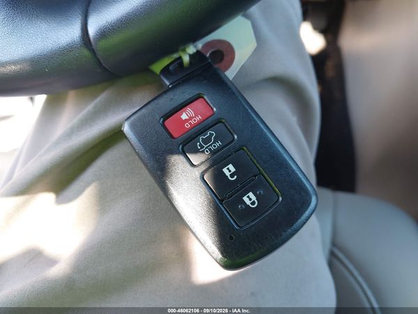 2019 TOYOTA HIGHLANDER XLE — I11