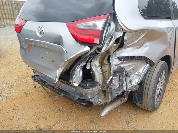 2020 TOYOTA SIENNA XLE PREMIUM — I6