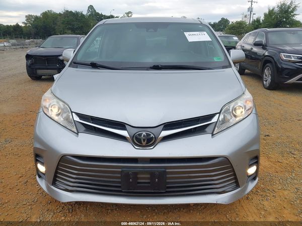 2020 TOYOTA SIENNA XLE PREMIUM — I115