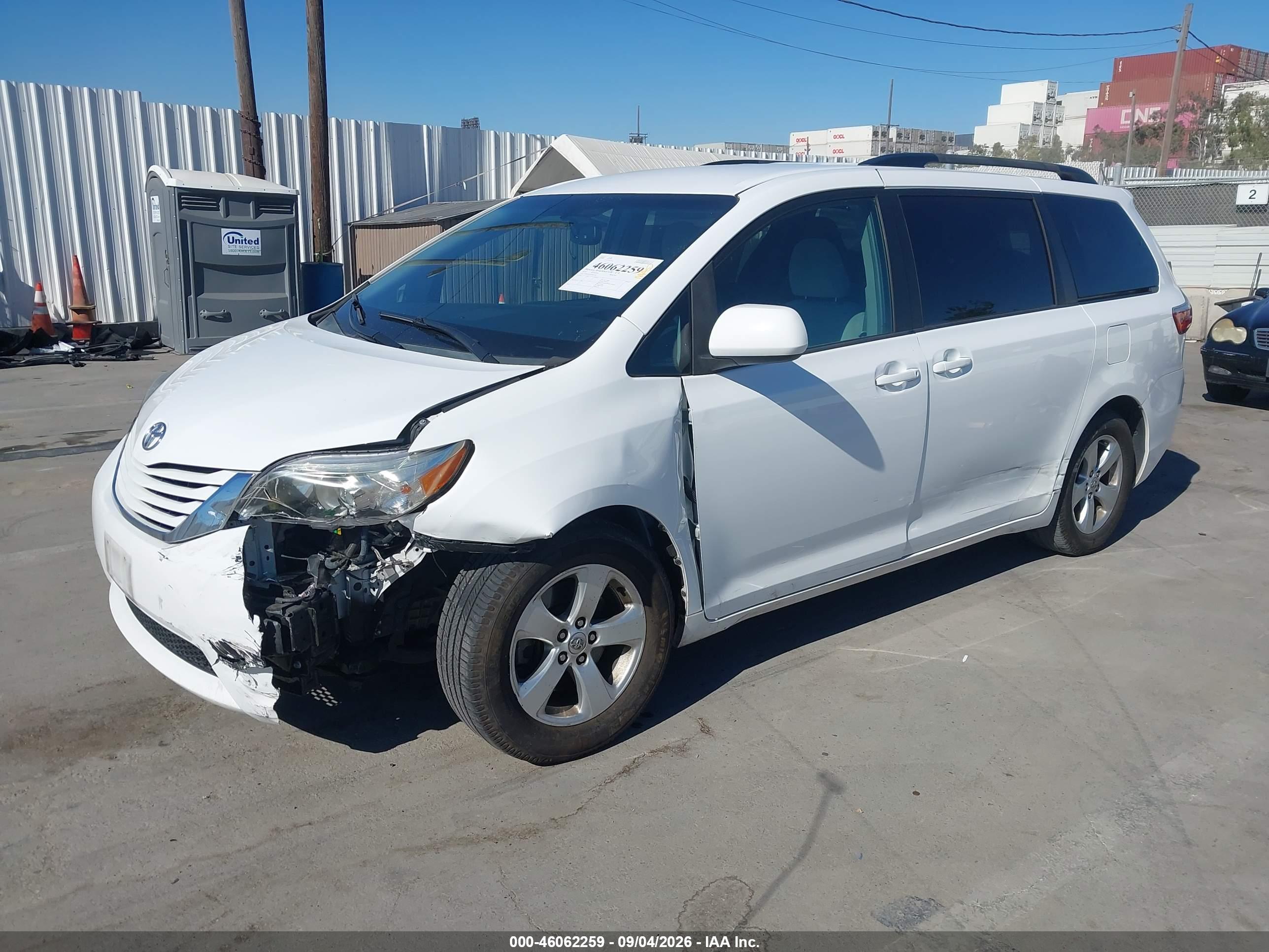 2015 TOYOTA SIENNA LE 8 PASSENGER — I2