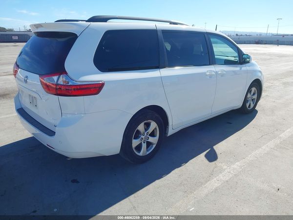 2015 TOYOTA SIENNA LE 8 PASSENGER — I4