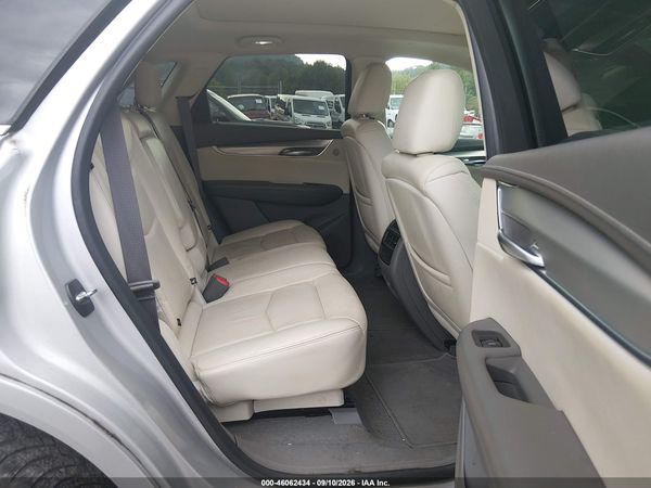 2018 CADILLAC XT5 LUXURY — I8