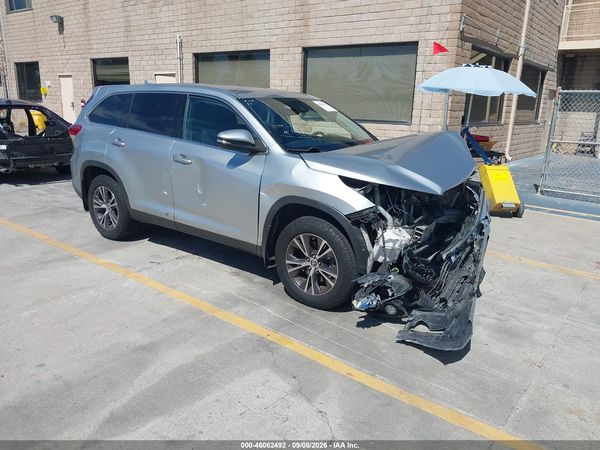 2019 TOYOTA HIGHLANDER LE PLUS — I1