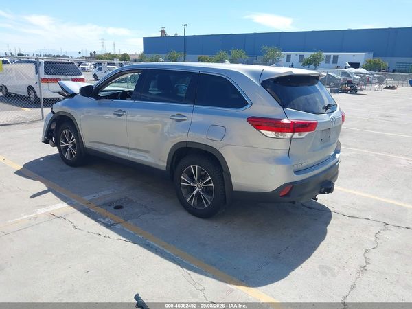 2019 TOYOTA HIGHLANDER LE PLUS — I3