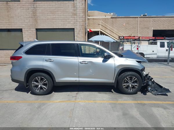 2019 TOYOTA HIGHLANDER LE PLUS — I116
