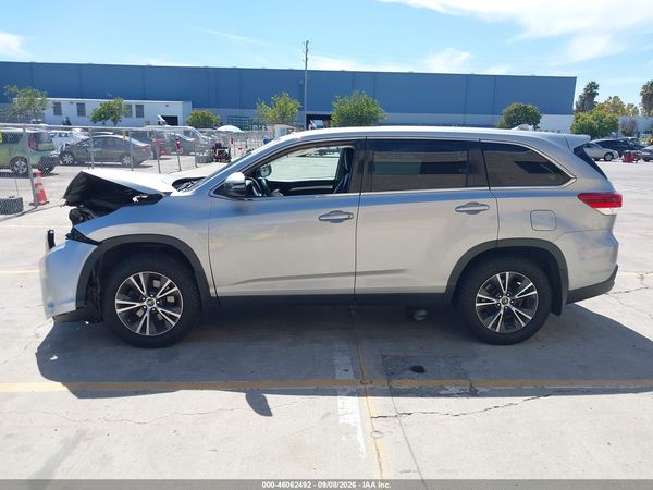 2019 TOYOTA HIGHLANDER LE PLUS — I117