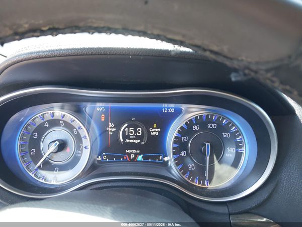 2016 CHRYSLER 300 LIMITED — I7
