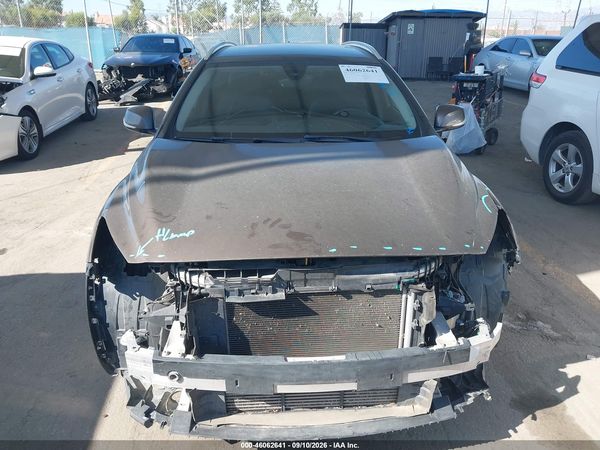 2018 INFINITI QX30 PREMIUM — I115