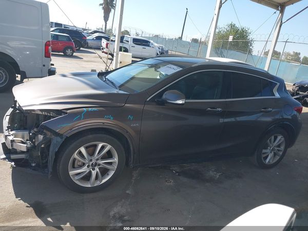 2018 INFINITI QX30 PREMIUM — I117