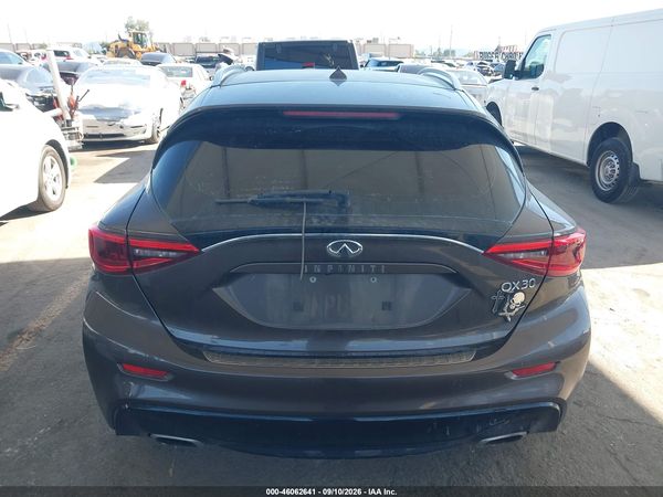 2018 INFINITI QX30 PREMIUM — I119