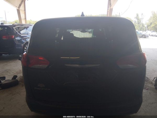 2017 CHRYSLER PACIFICA TOURING — I119