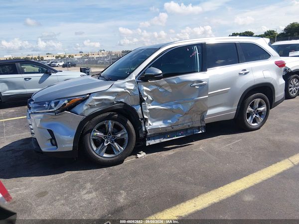 2018 TOYOTA HIGHLANDER LIMITED — I2