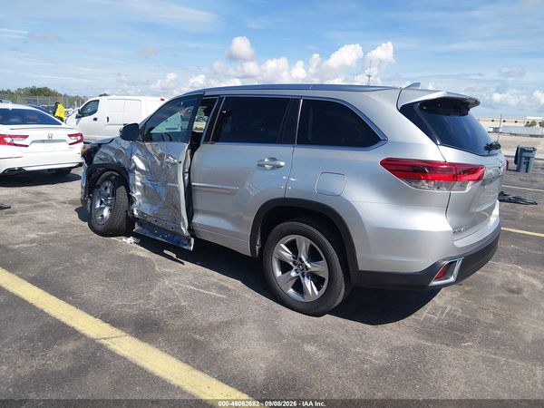 2018 TOYOTA HIGHLANDER LIMITED — I3
